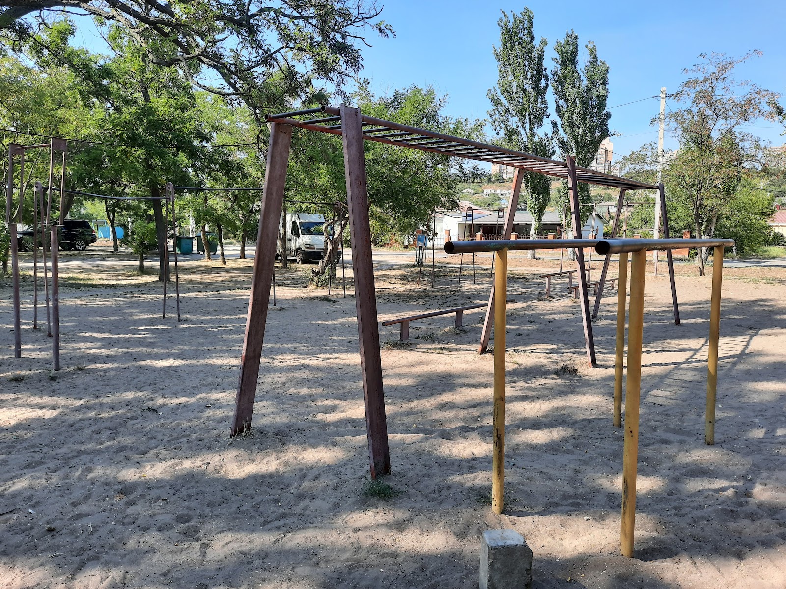 Спортплощадка на Левобережнем пляже
