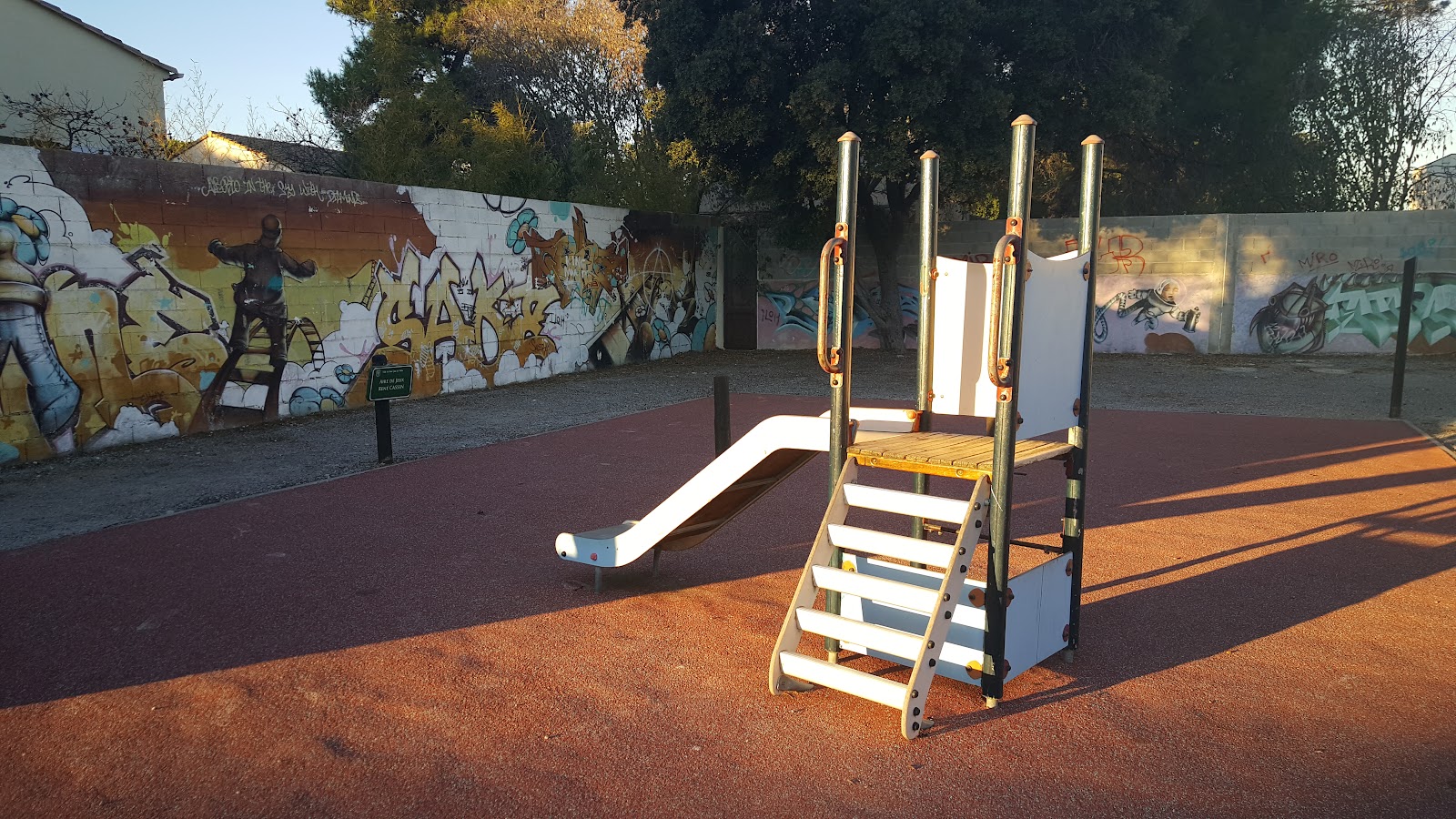 Aire de jeux René Cassin