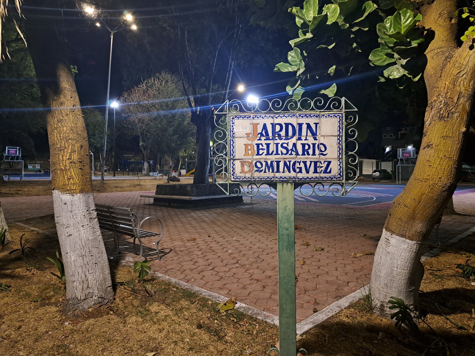 BELISARIO DOMÍNGUEZ Garden