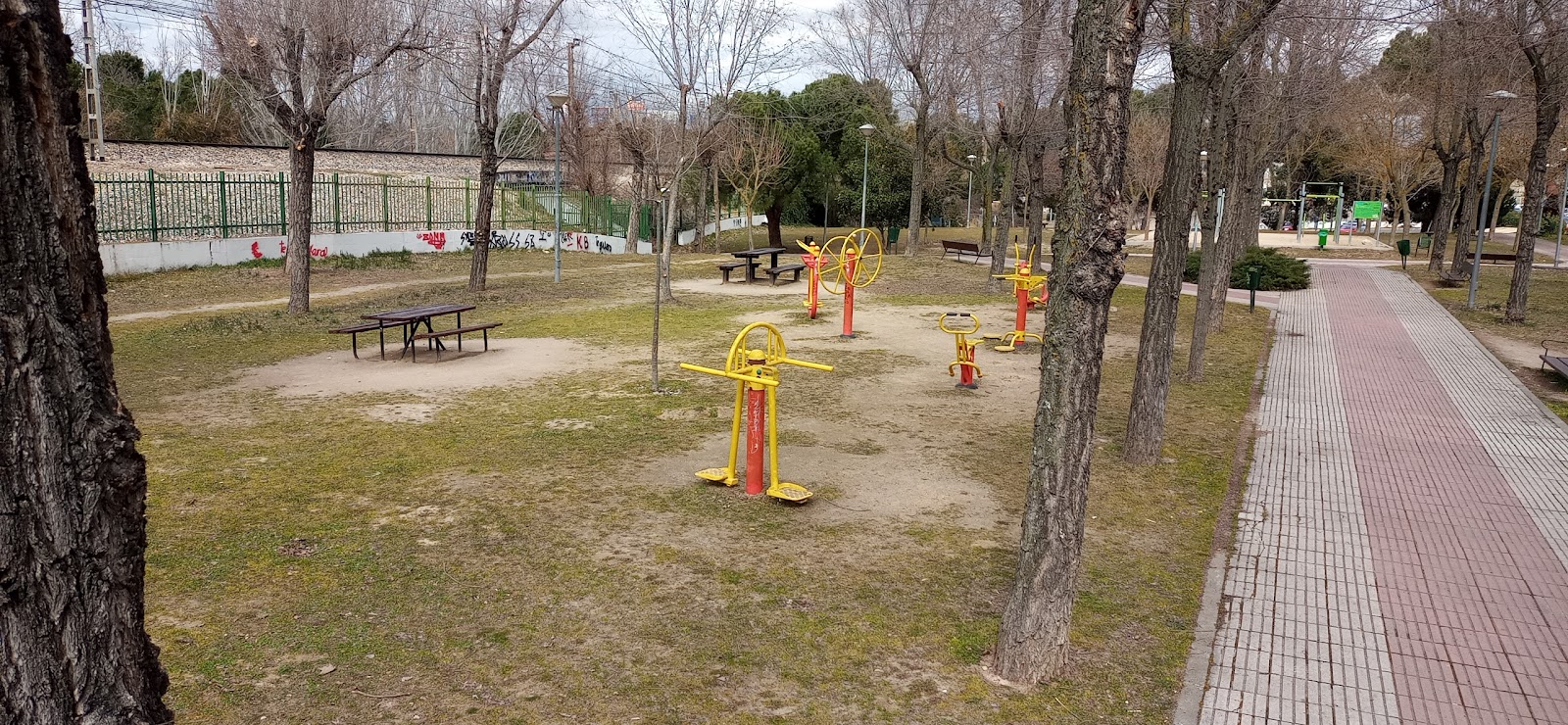 Calisthenic Workout Park - Parque de calistenia