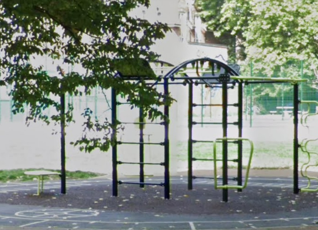 Calisthenics sports ground / outdoor gym