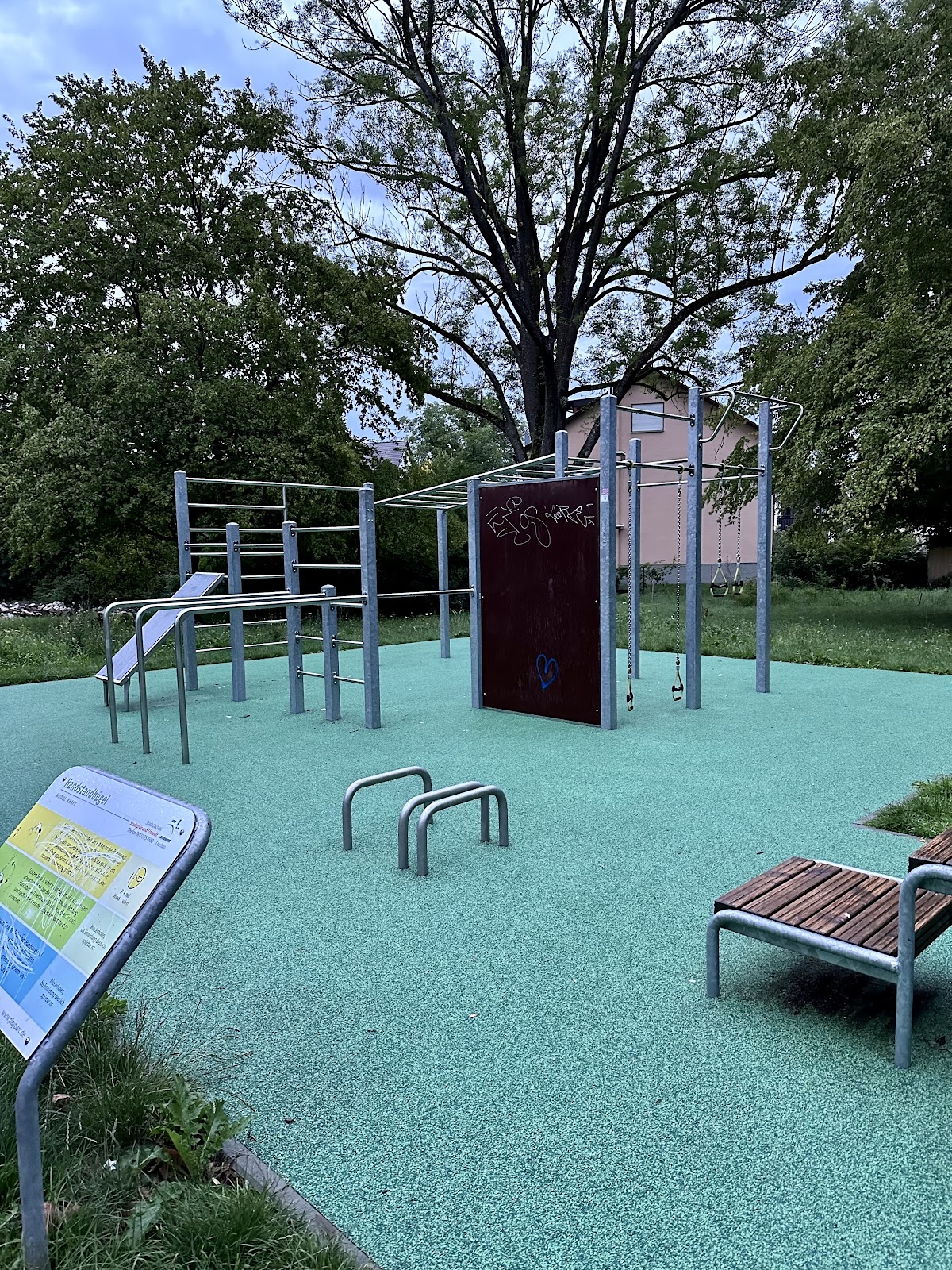 Calisthenics Park Erich ollenhauer Straße