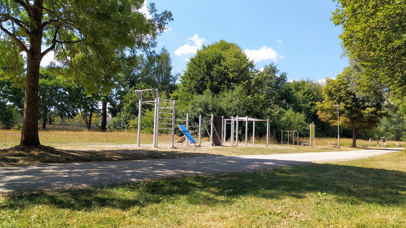 Calisthenics Park, Outdoor Fitness Geräte