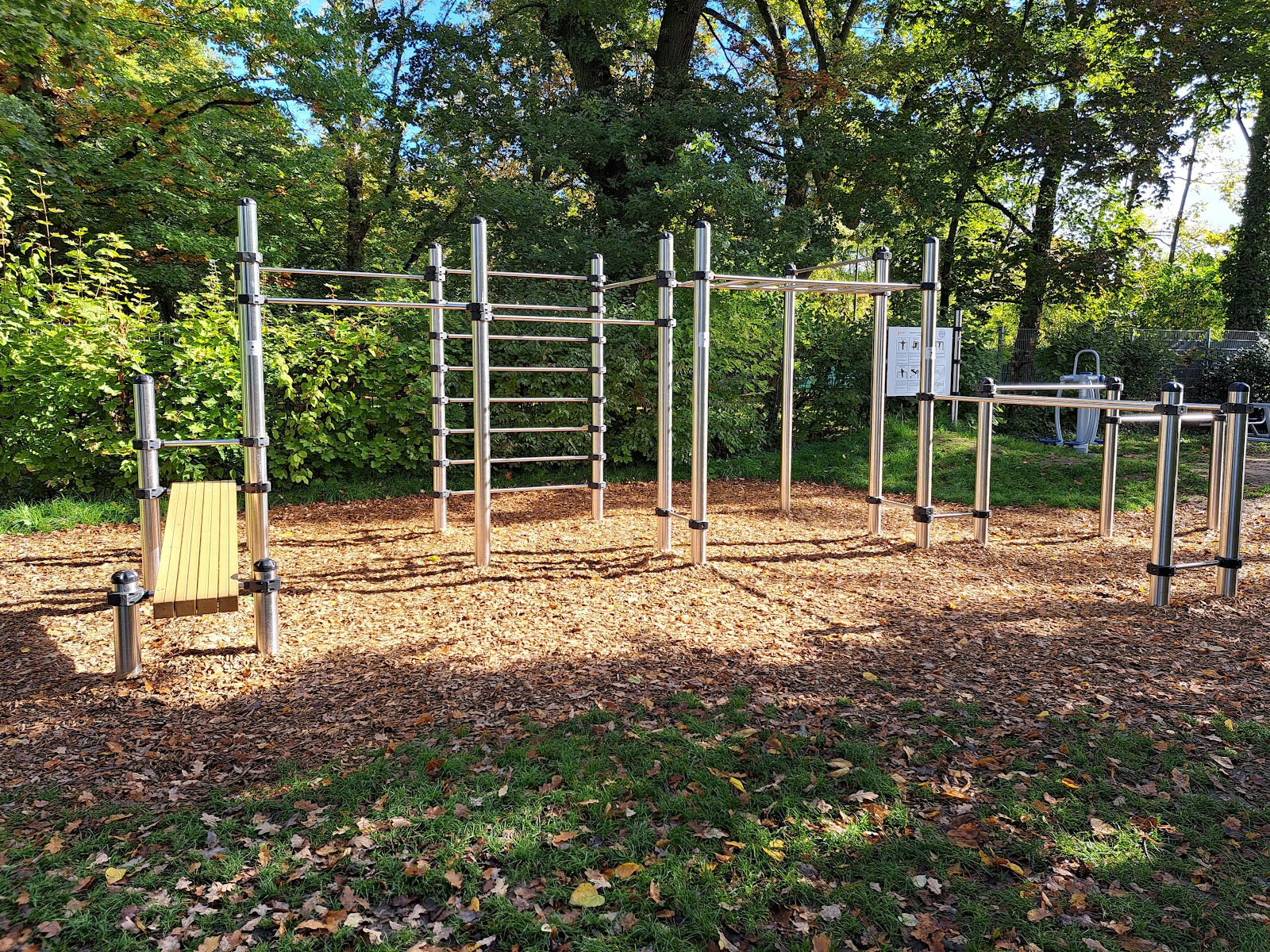 Charbeli Calisthenics 069