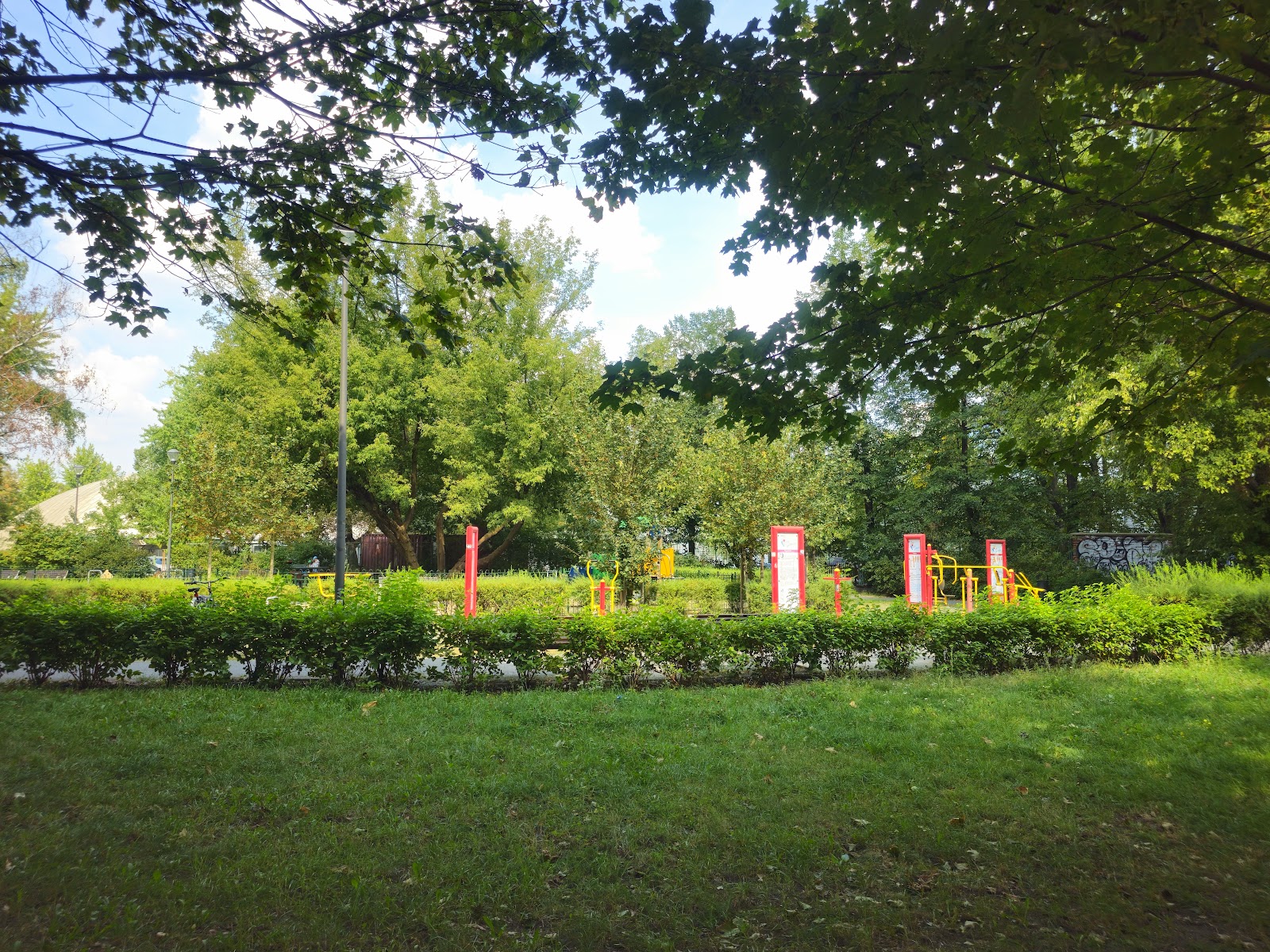 Children's Playground, Table Tennis, Street workoutout