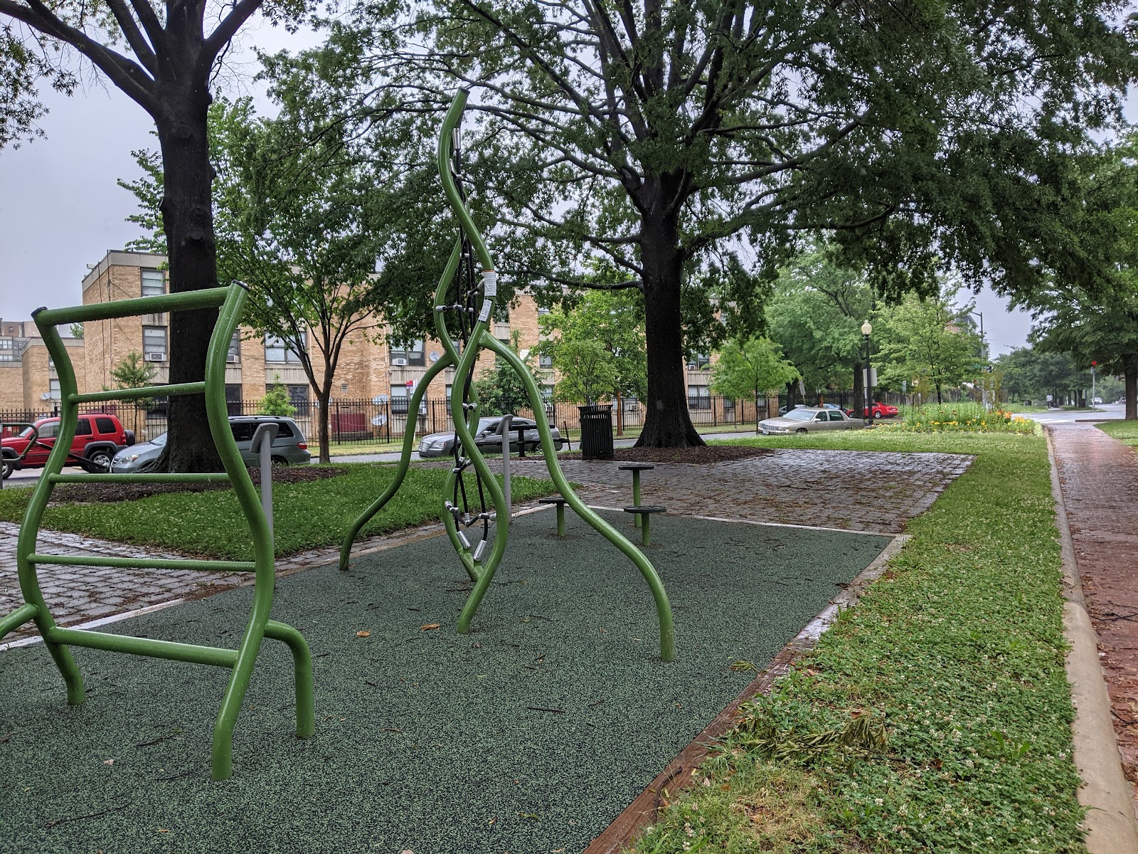 Fitness Park at Potomac Gardens