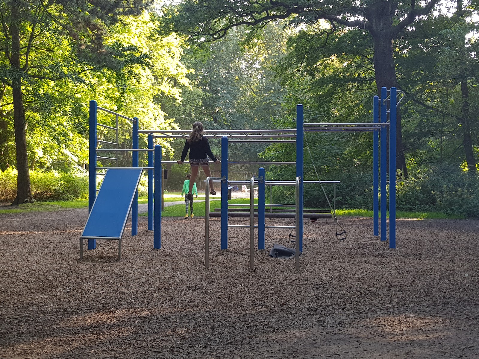 Fitnessbereich, Sportbereich, Street workout, Calisthenics, Fitness