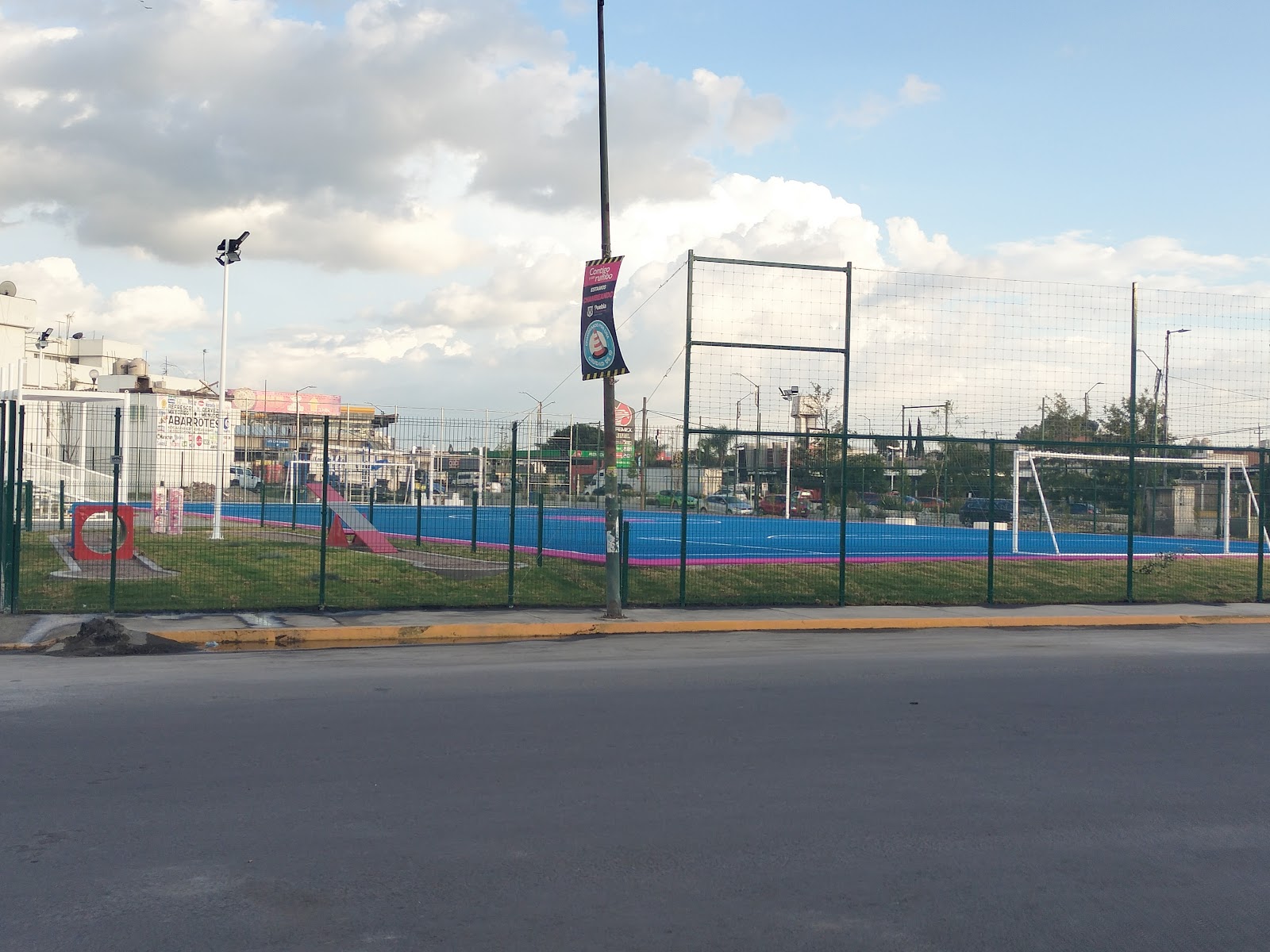 LA CARMELITA Park