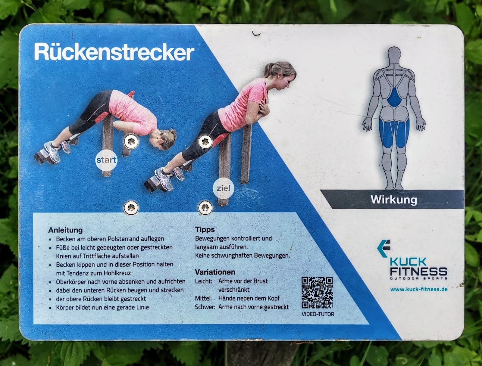 Outdoor Fitness Parcours (Calisthenics)