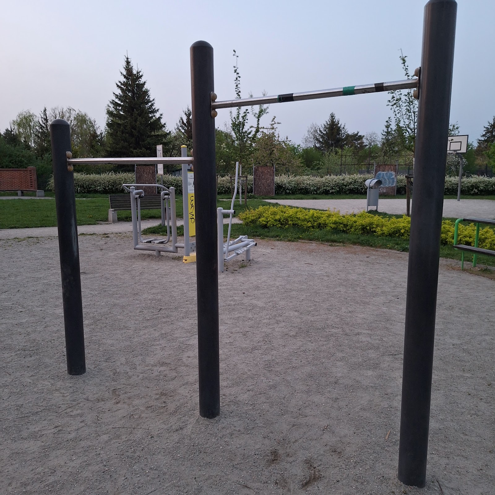 Outdoor fitness