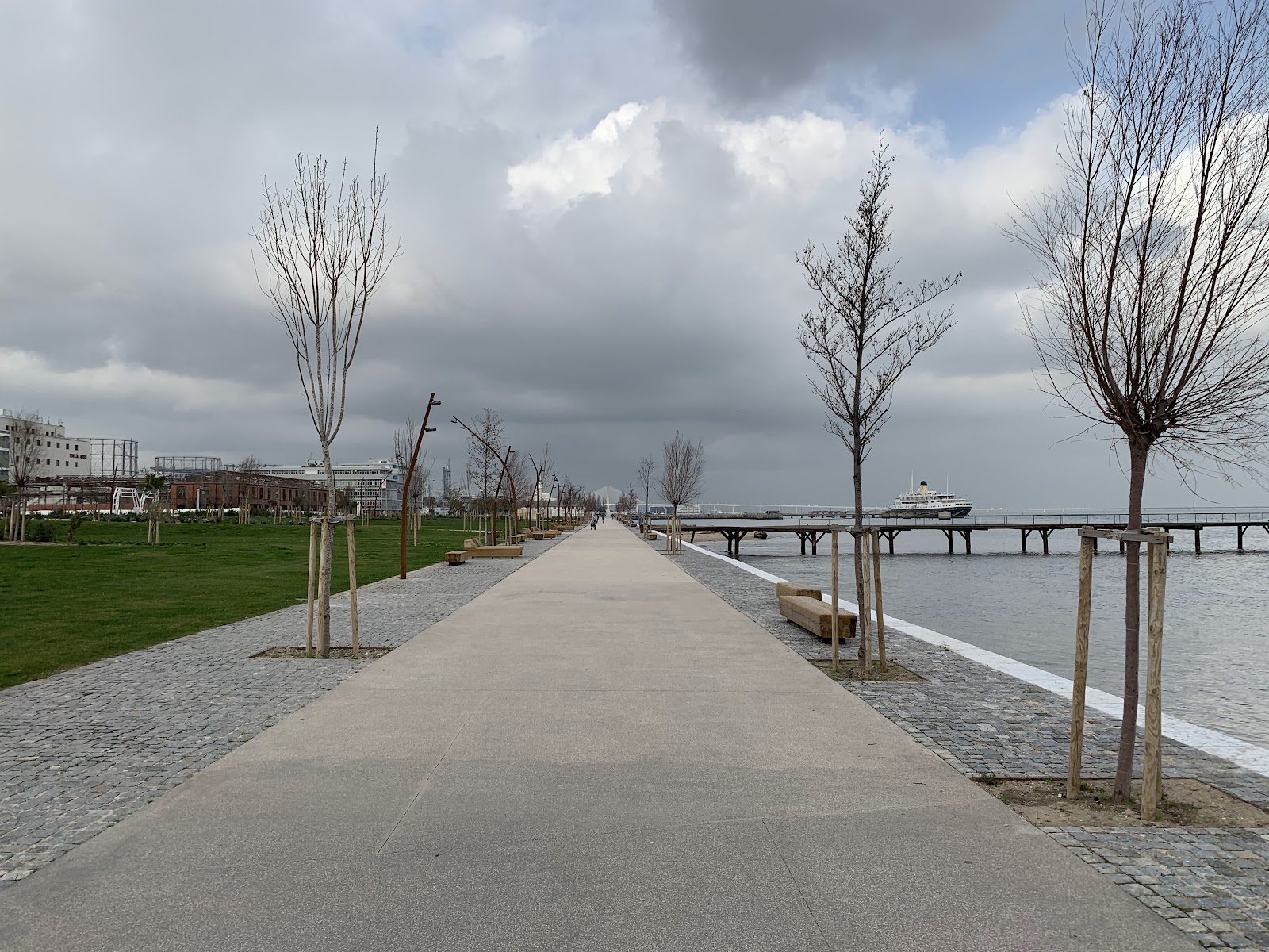 Parque Ribeirinho Oriente