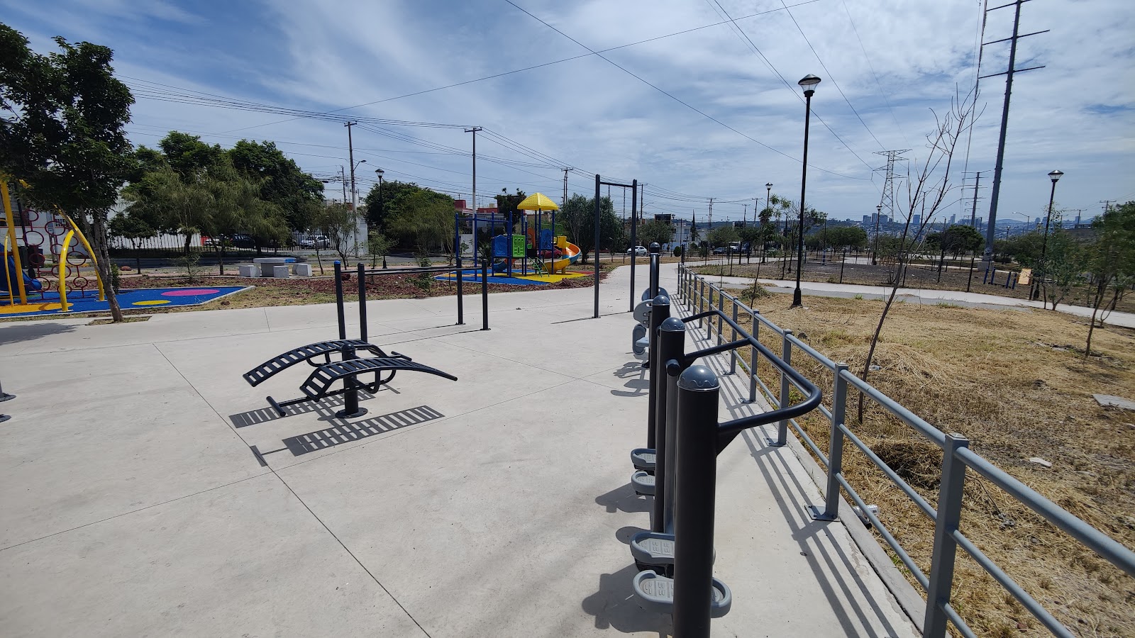 Parque de calistenia y movilidad