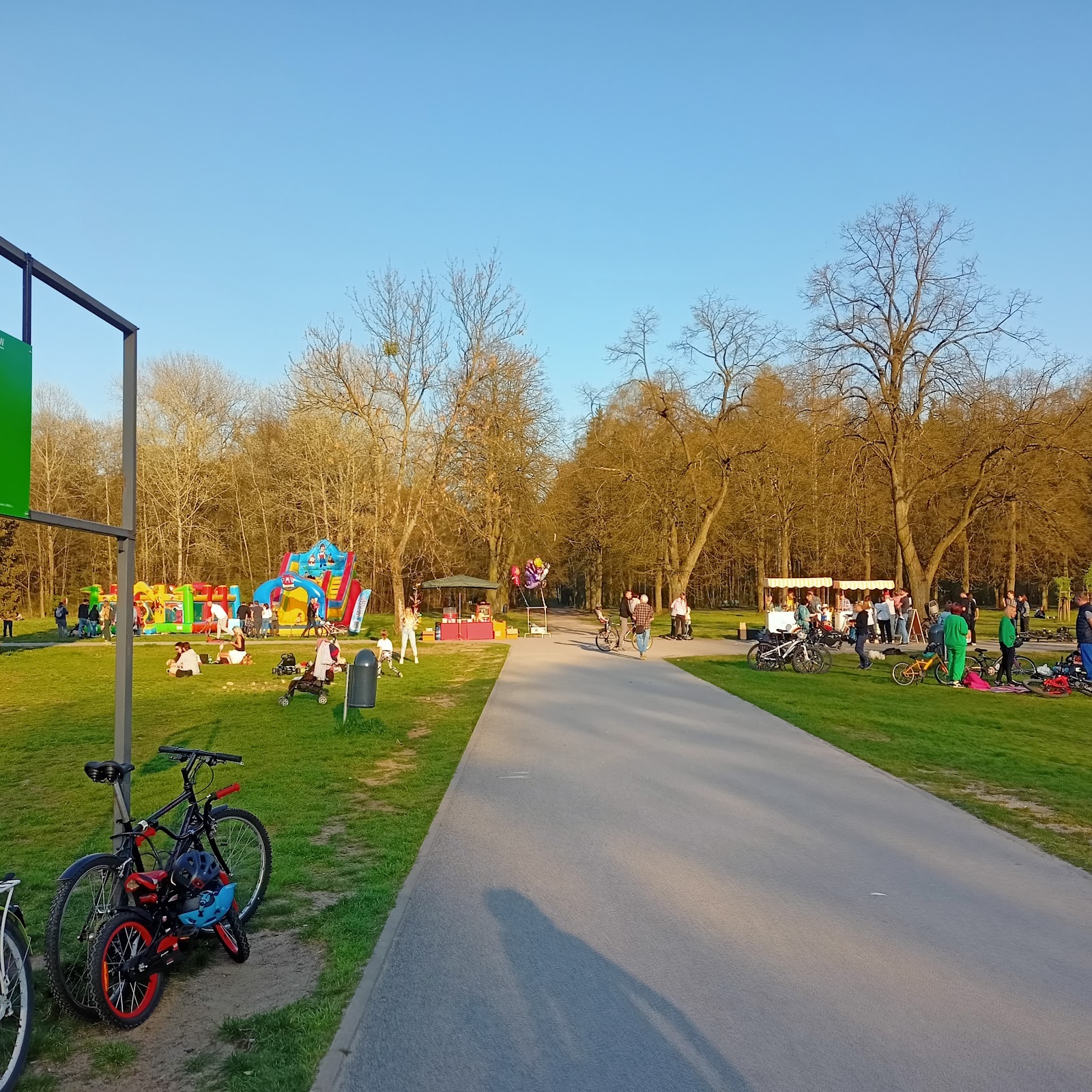 STREFA REKREACJI NA LUNAPARKOWEJ