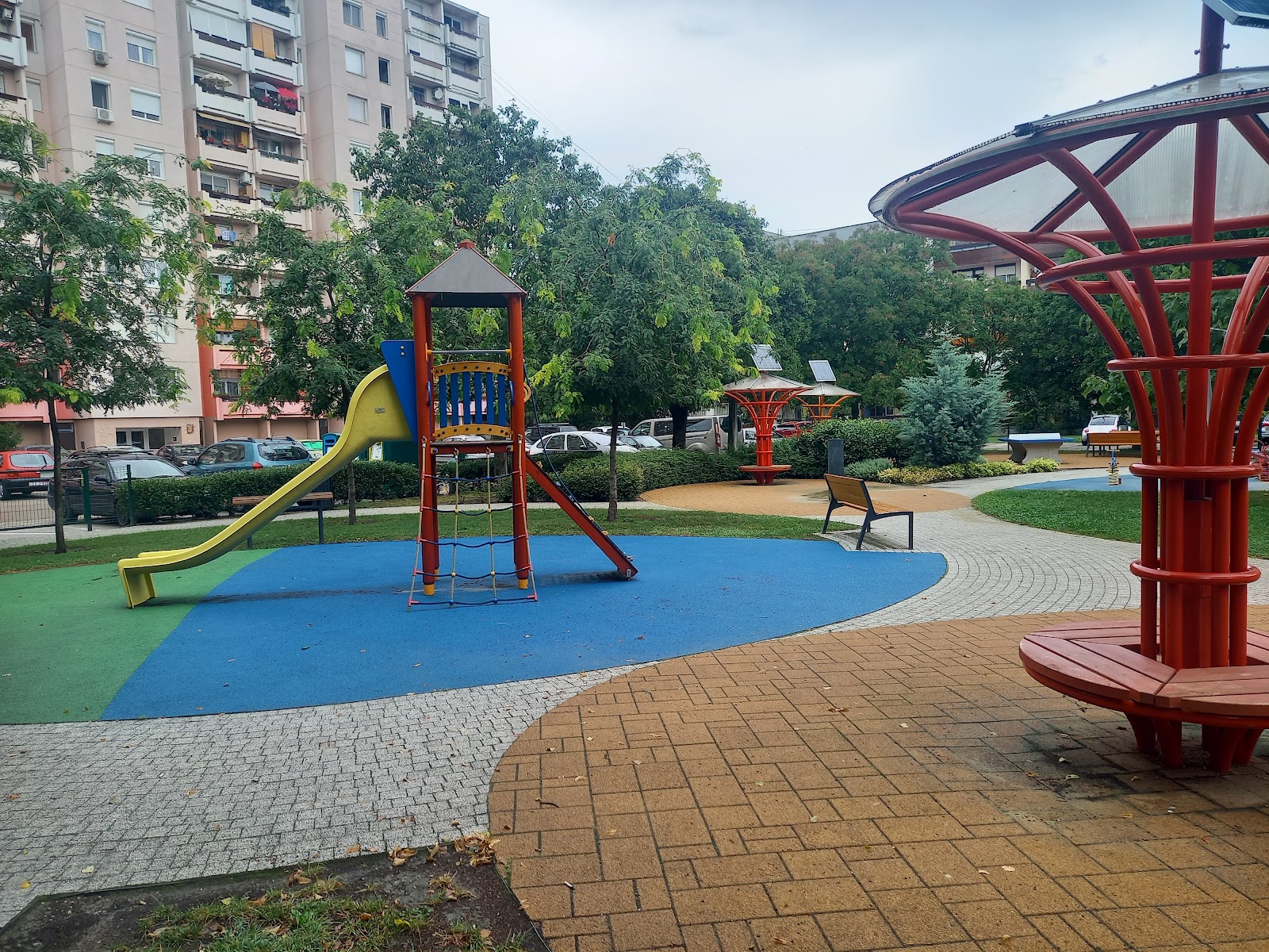 Say Ferenc utcai játszótér és park