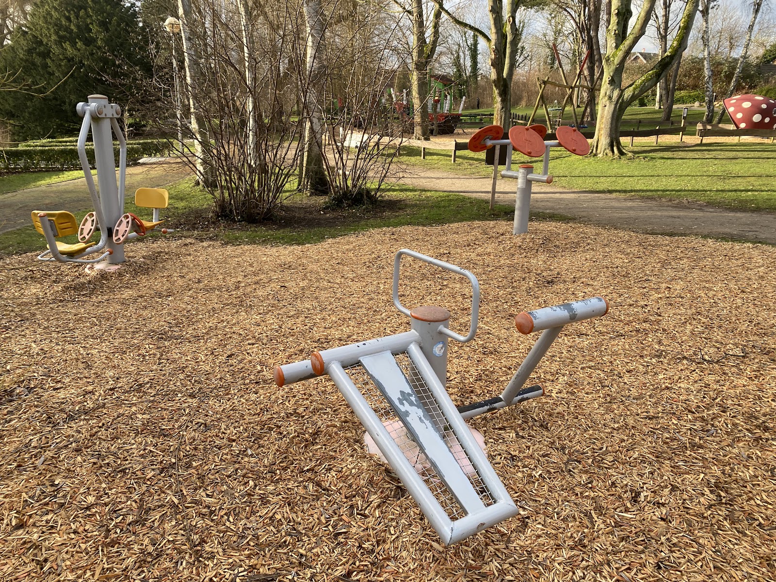 Sportgeräte im Kurpark Grömitz
