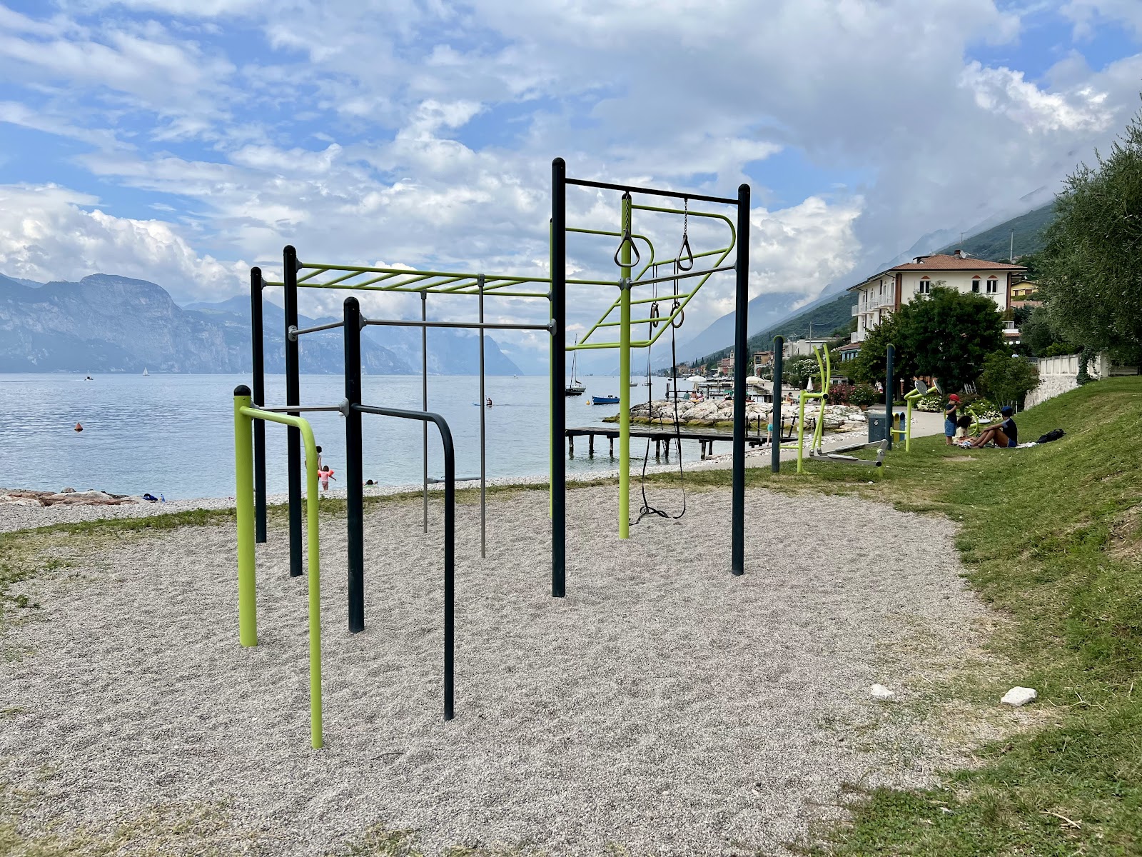 Calisthenics Outdoor Fitness Park