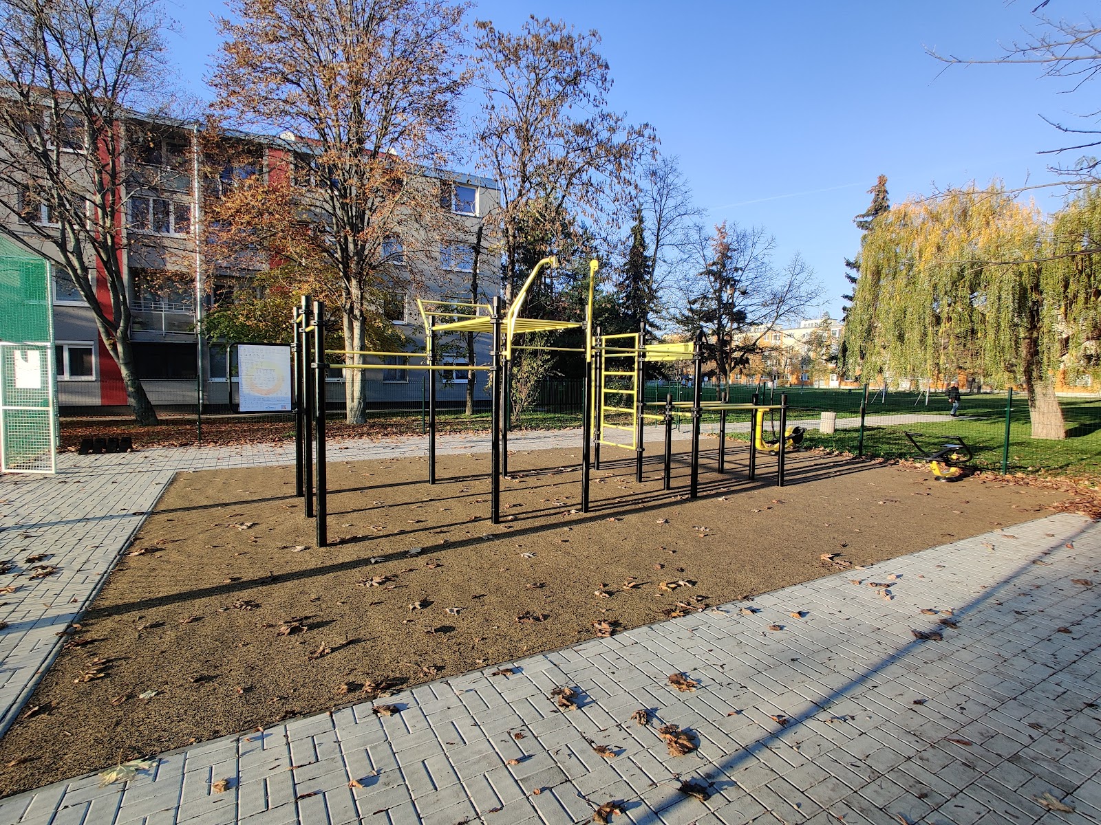 Multifunkčné a workoutové ihrisko OCTAGO - sídlisko Nová Doba
