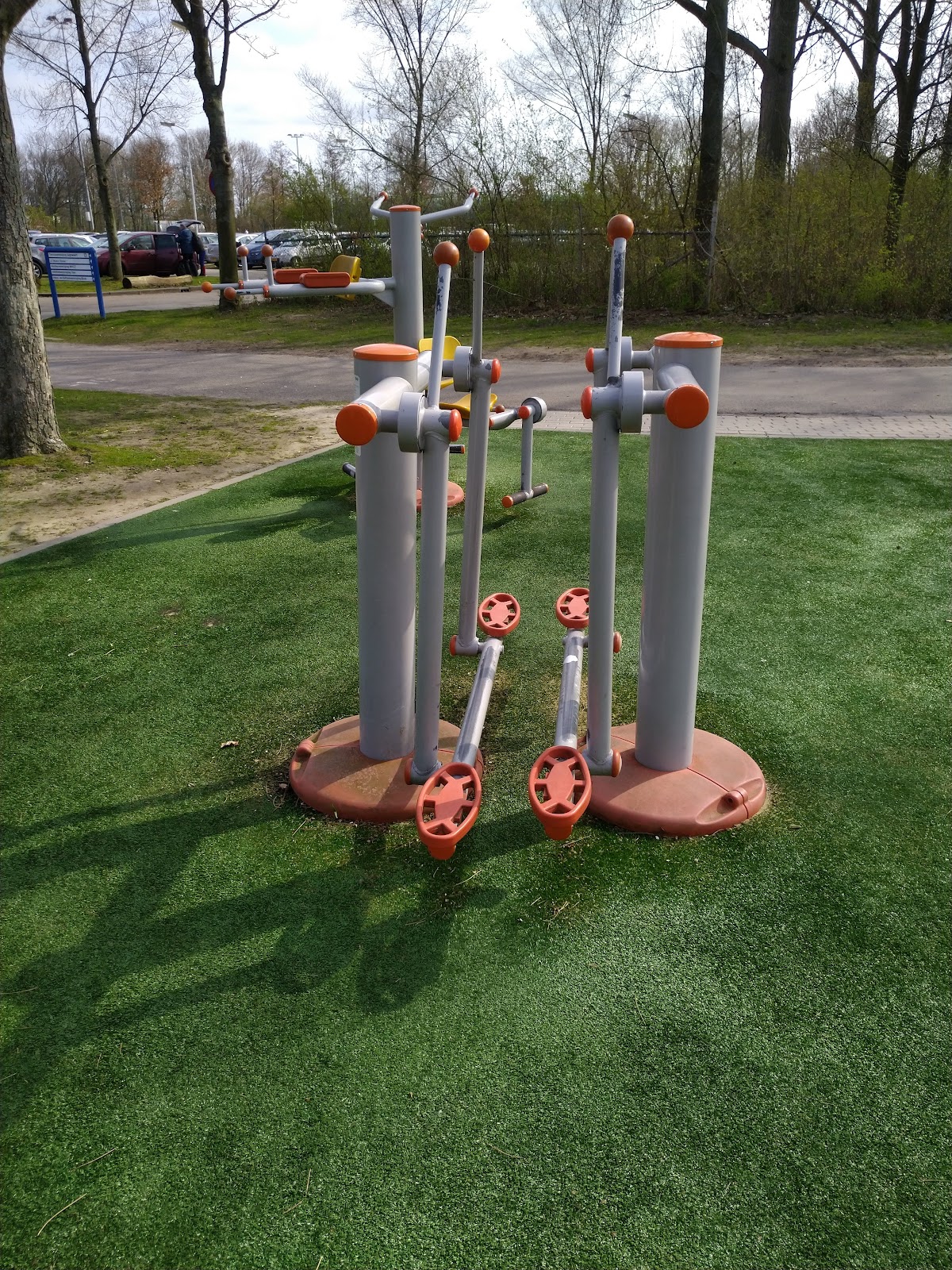 Outdoor Fitness Van Tuyllpark