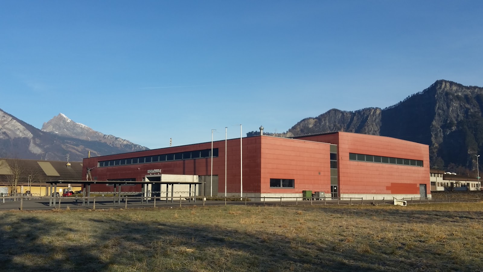 Sporthalle