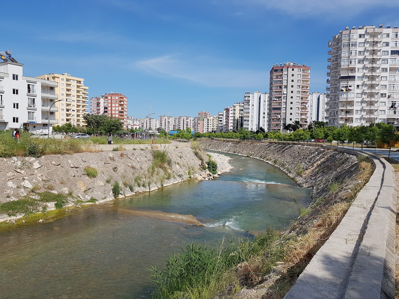 8 Mart Parkı