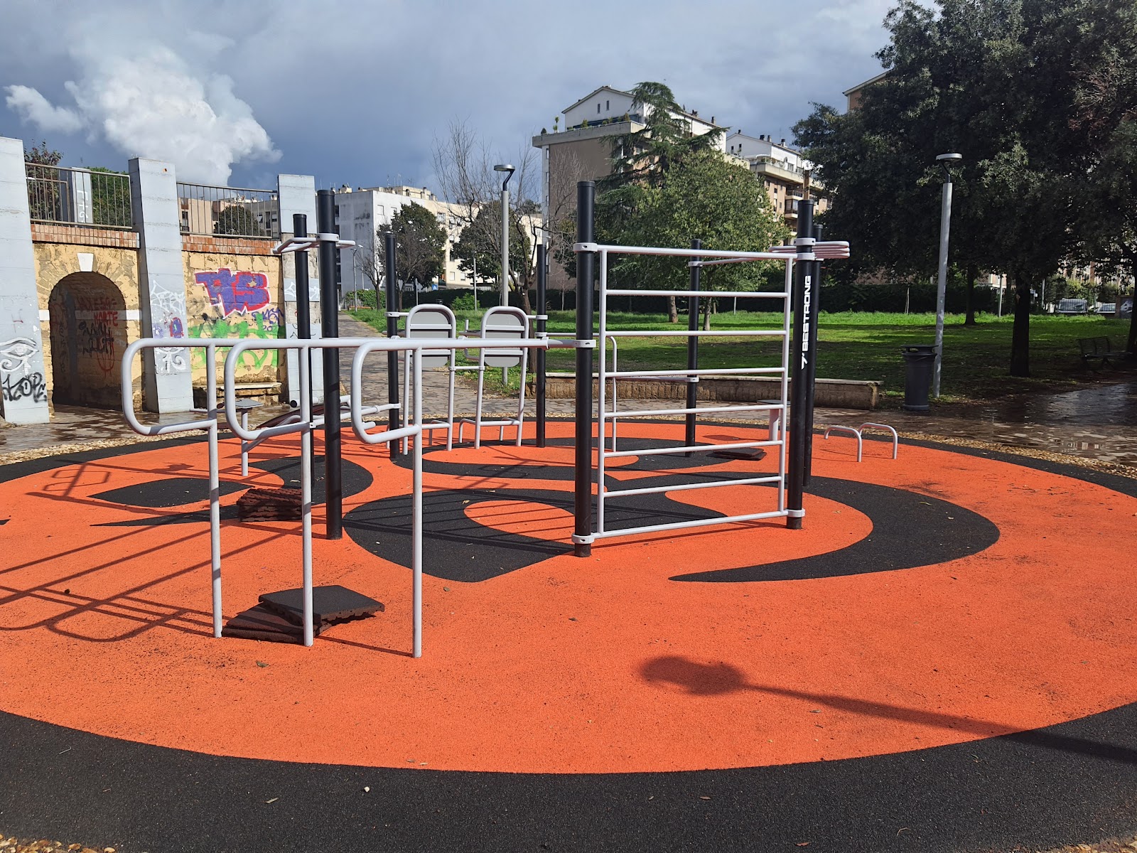 Calisthenics park (street fitness)