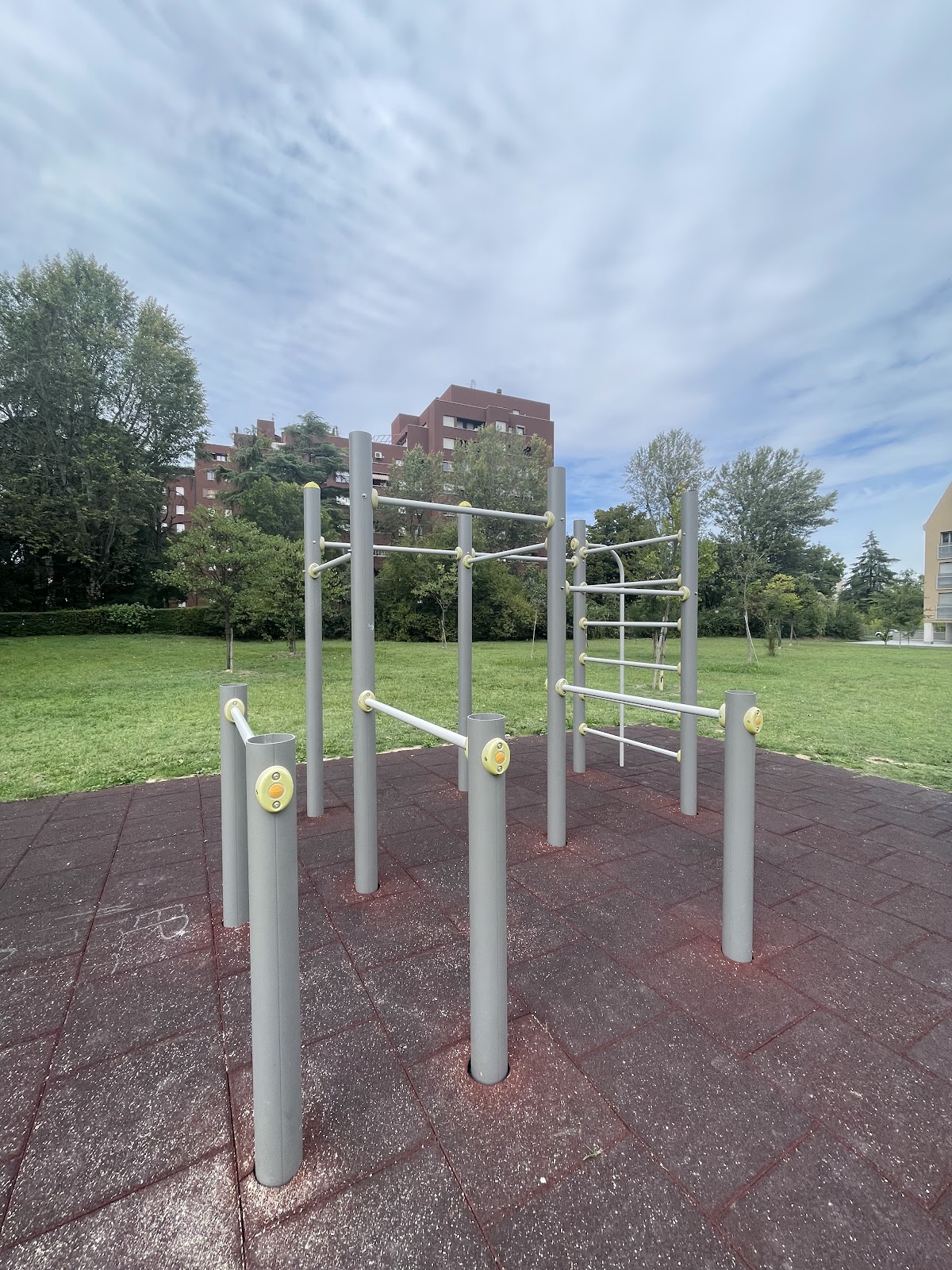 Castello Calisthenics