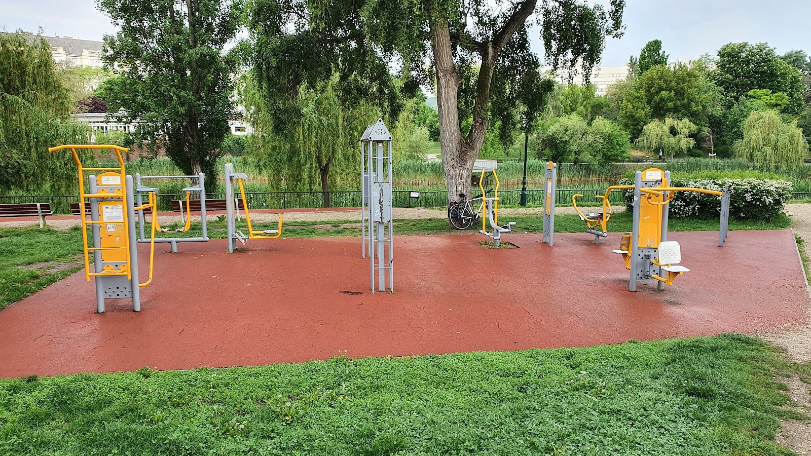 Free Fitness Park