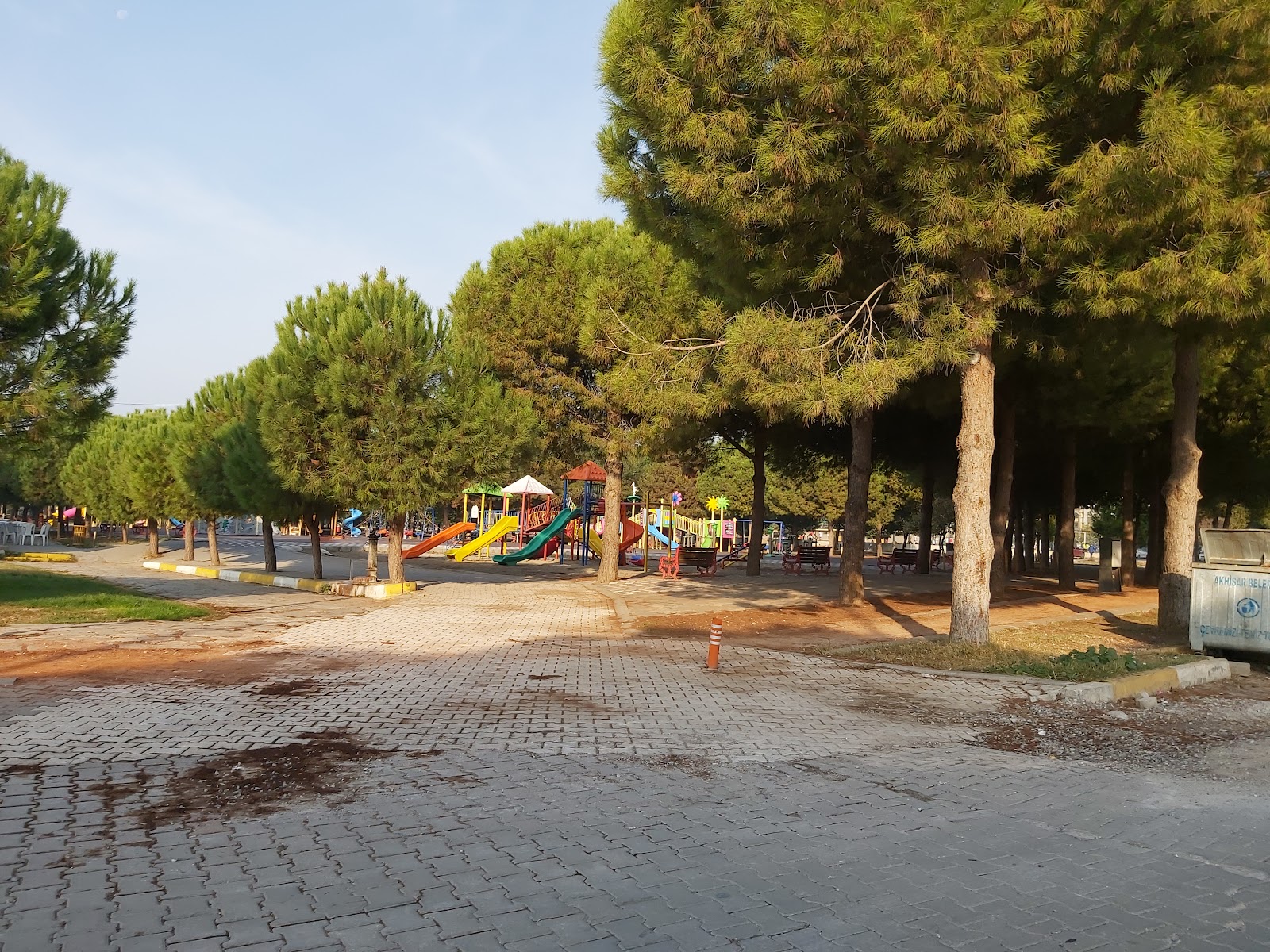 Gölet Park Alanı
