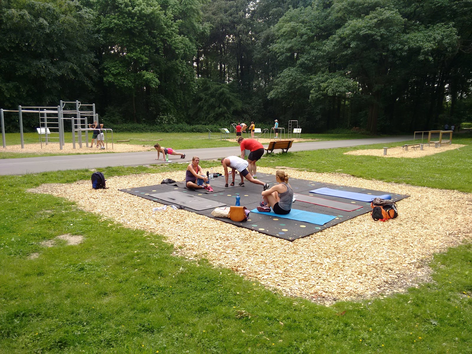 Krefelder Bewegungspark ( KRletics Trainingsplatz)