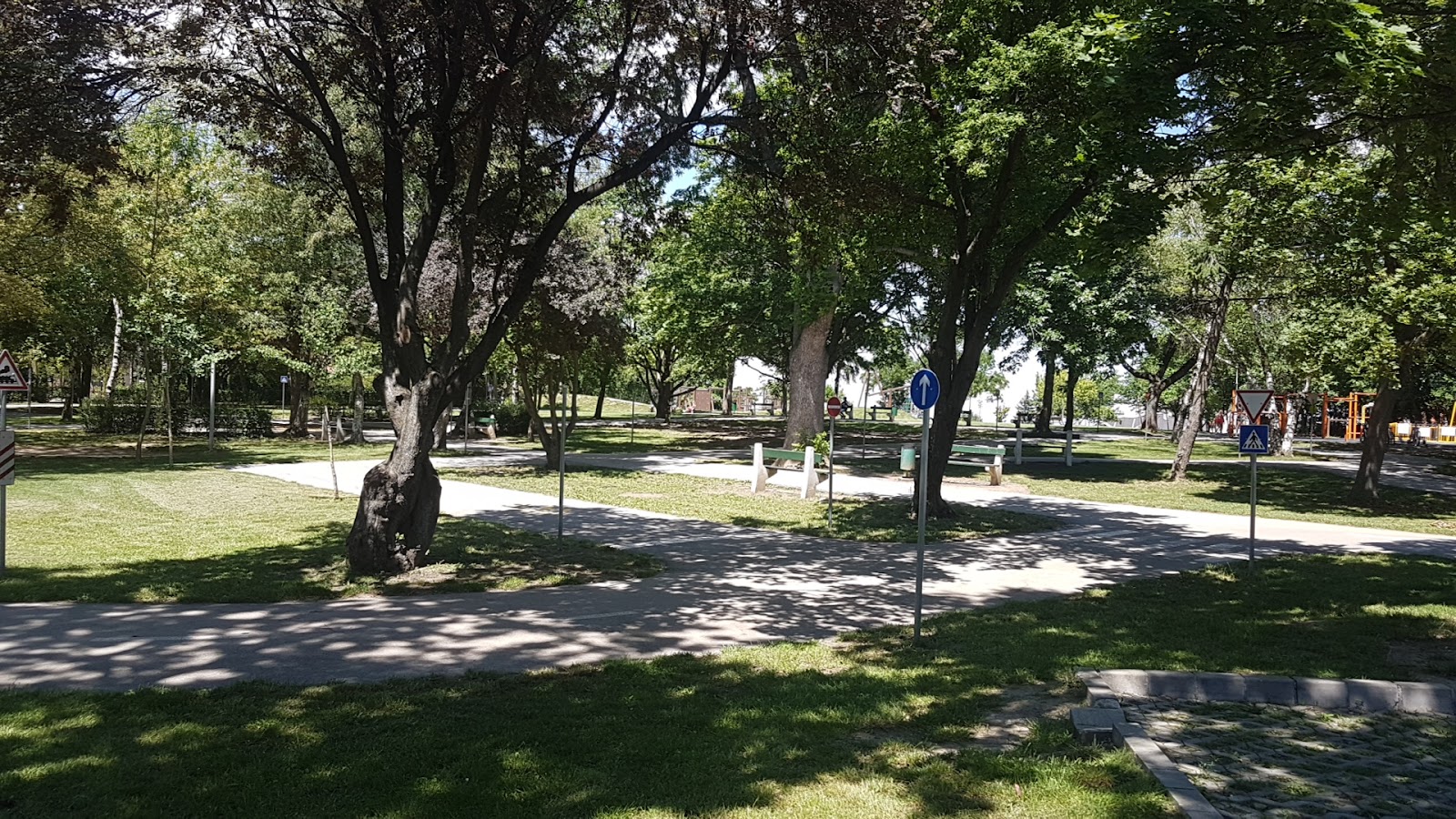 KRESZ park