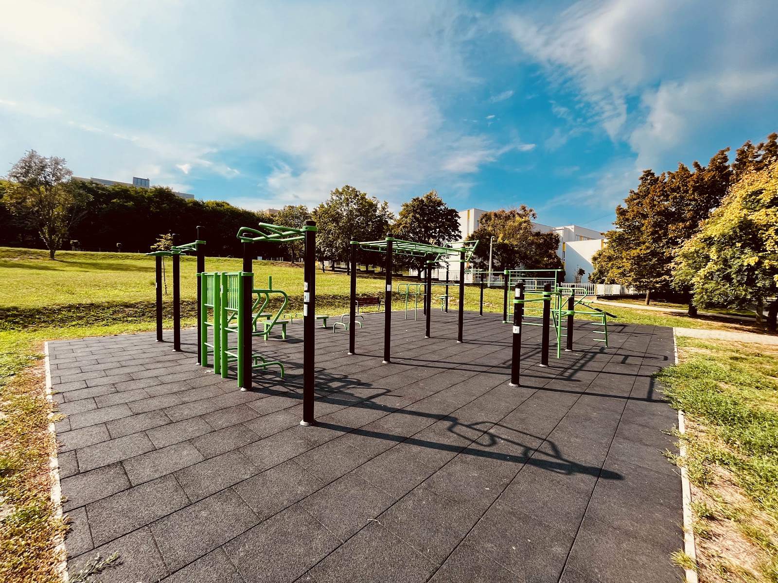 Kültéri fitness park felnőtteknek