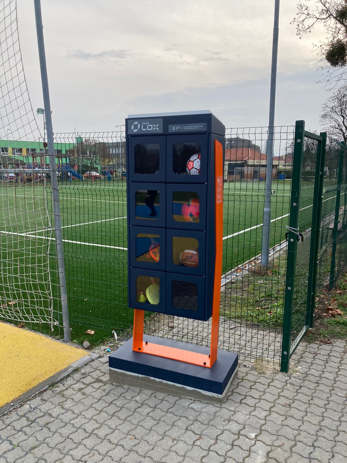 LOX Centrum voľného času pri Trhovisku, Dunajská Streda - YourLOX požičaj si športové pomôcky