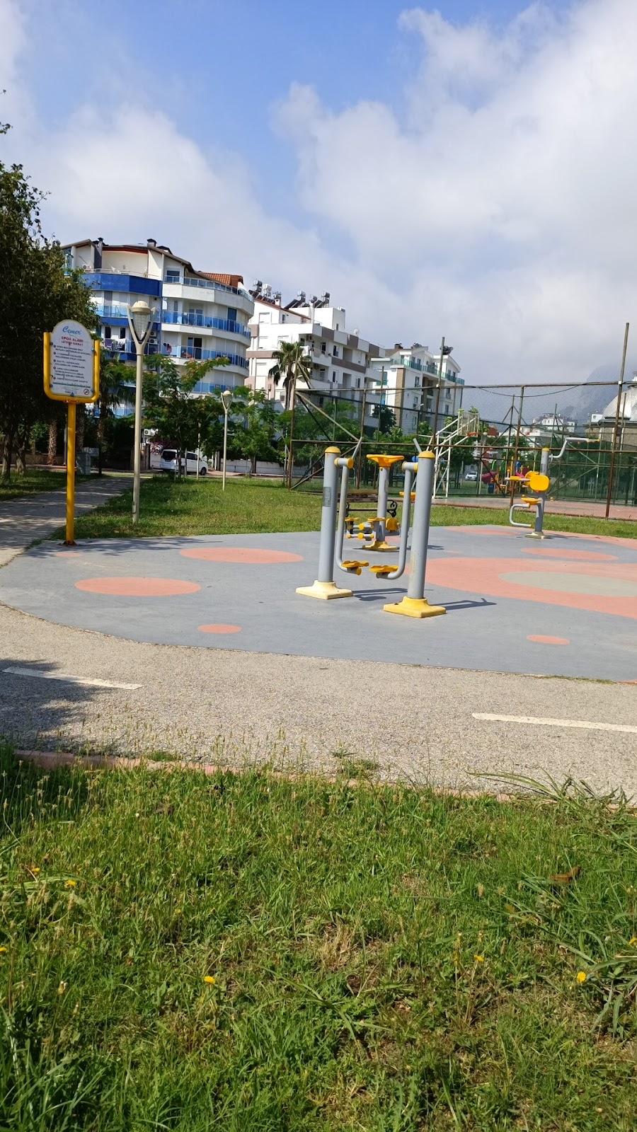 Naim Süleymanoğlu parkı