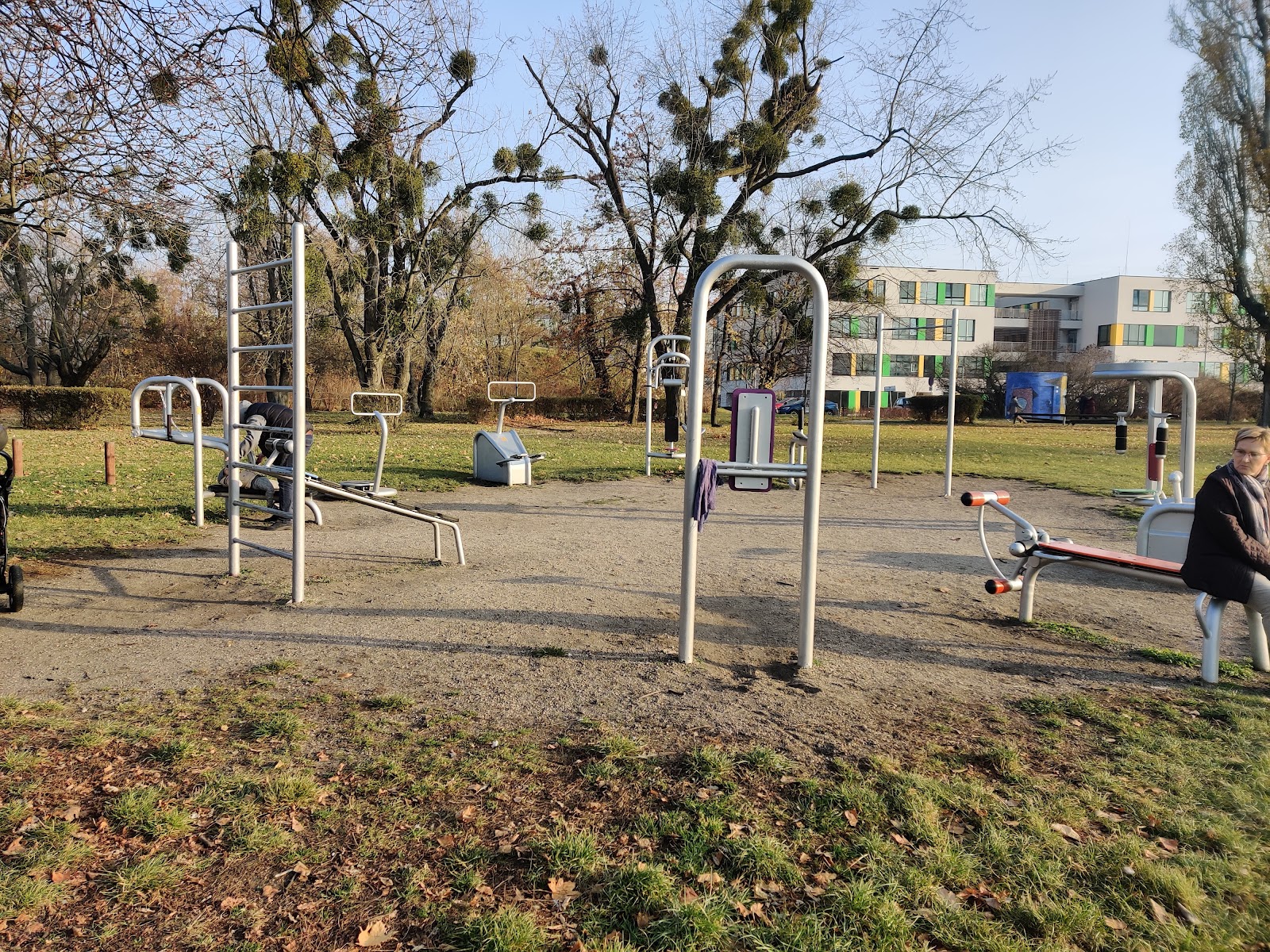 Outdoor fitness