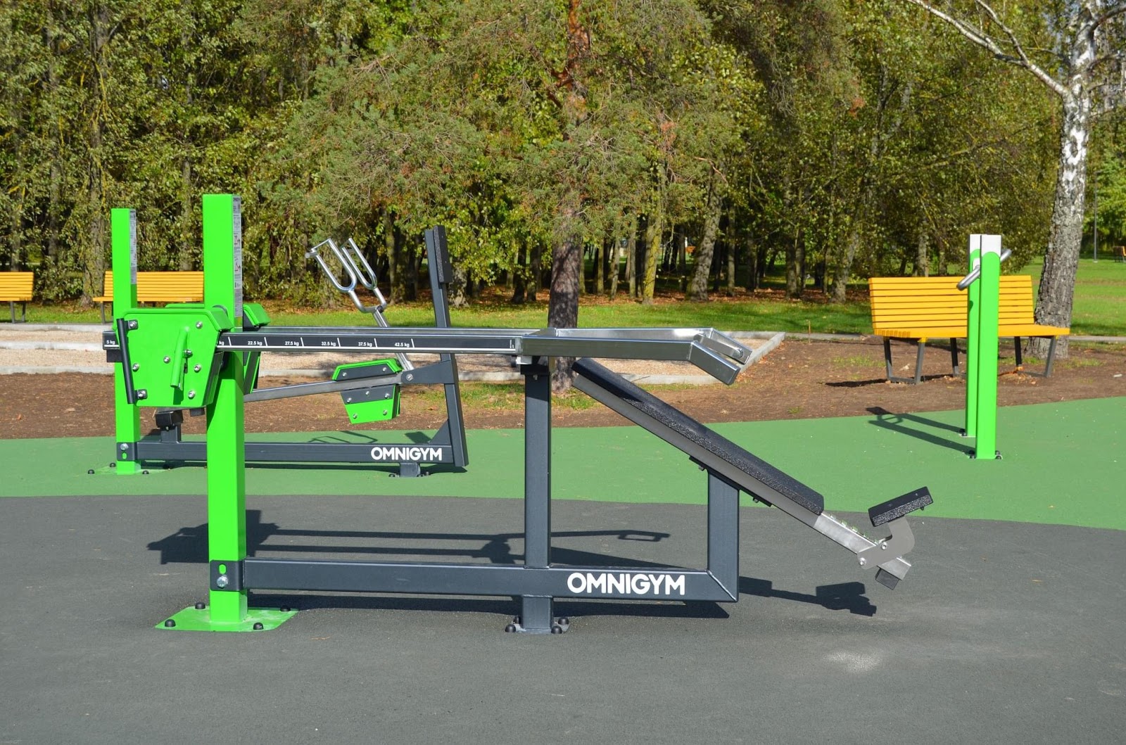 Outdoor fitness equipment