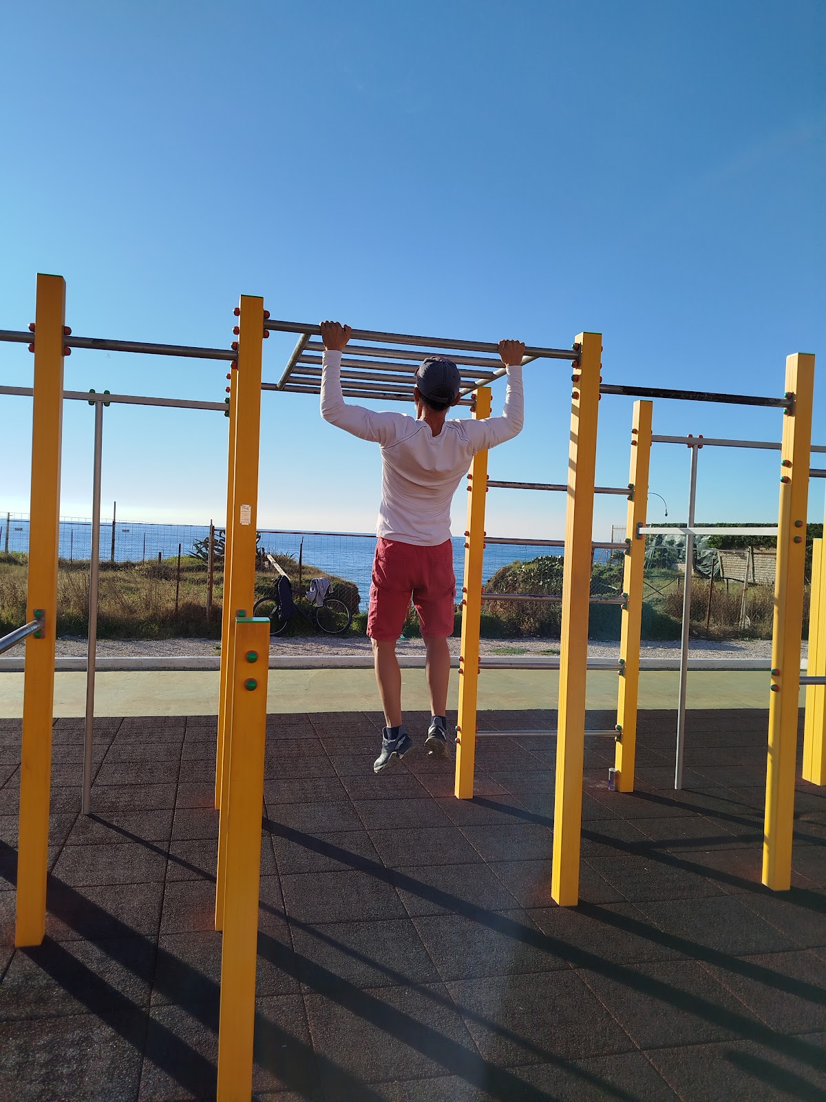 Outdoor gym (free)