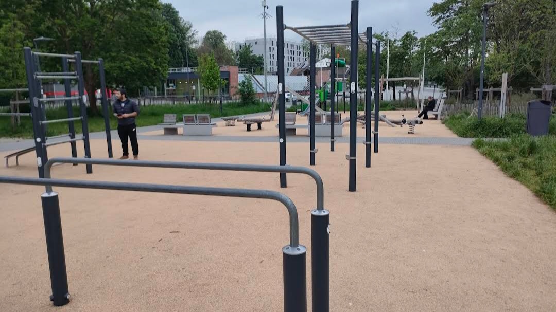 Parc Street Workout du parc Georges Brassens