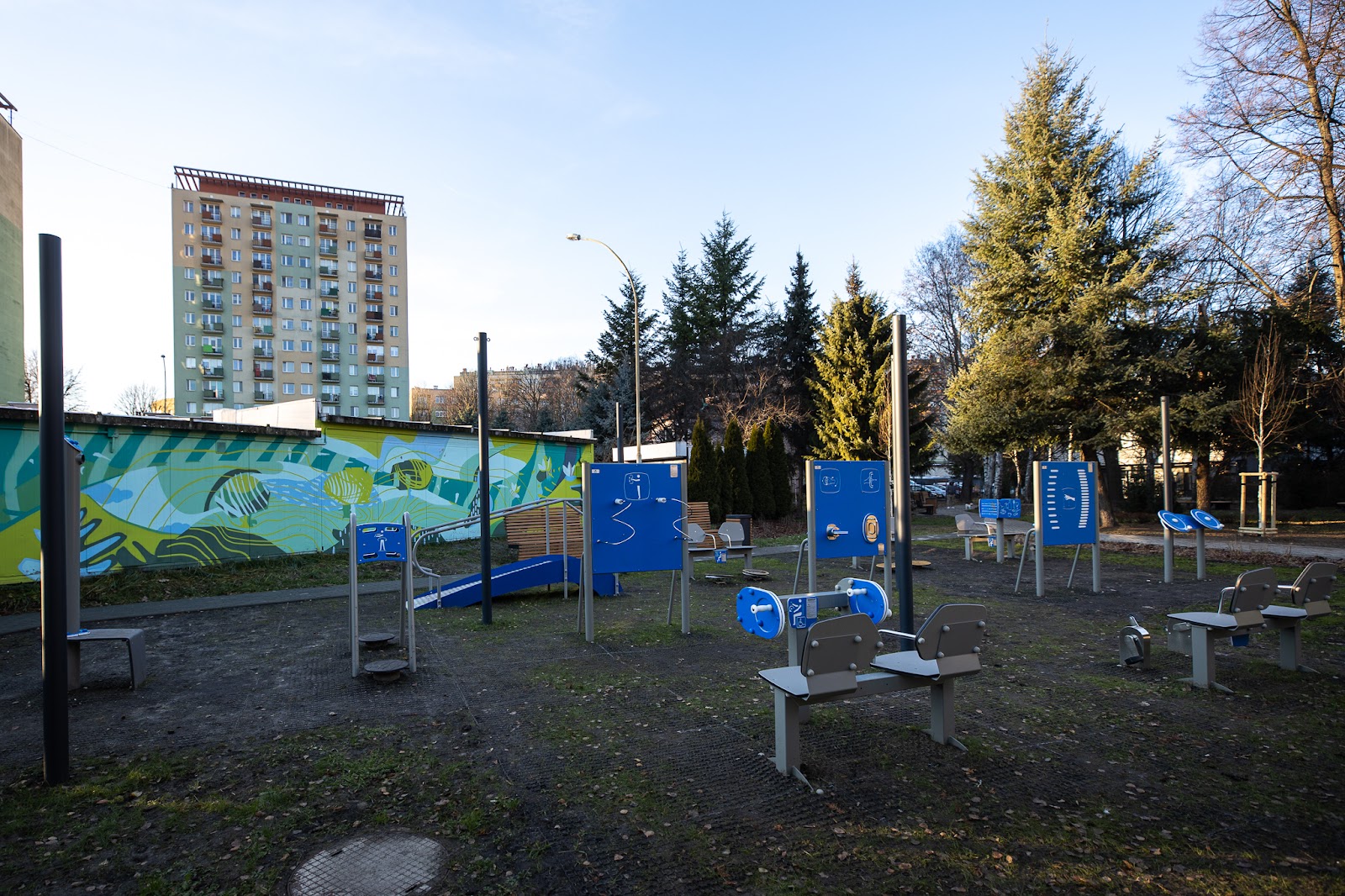 Siłownia na świeżym powietrzu dla seniorów