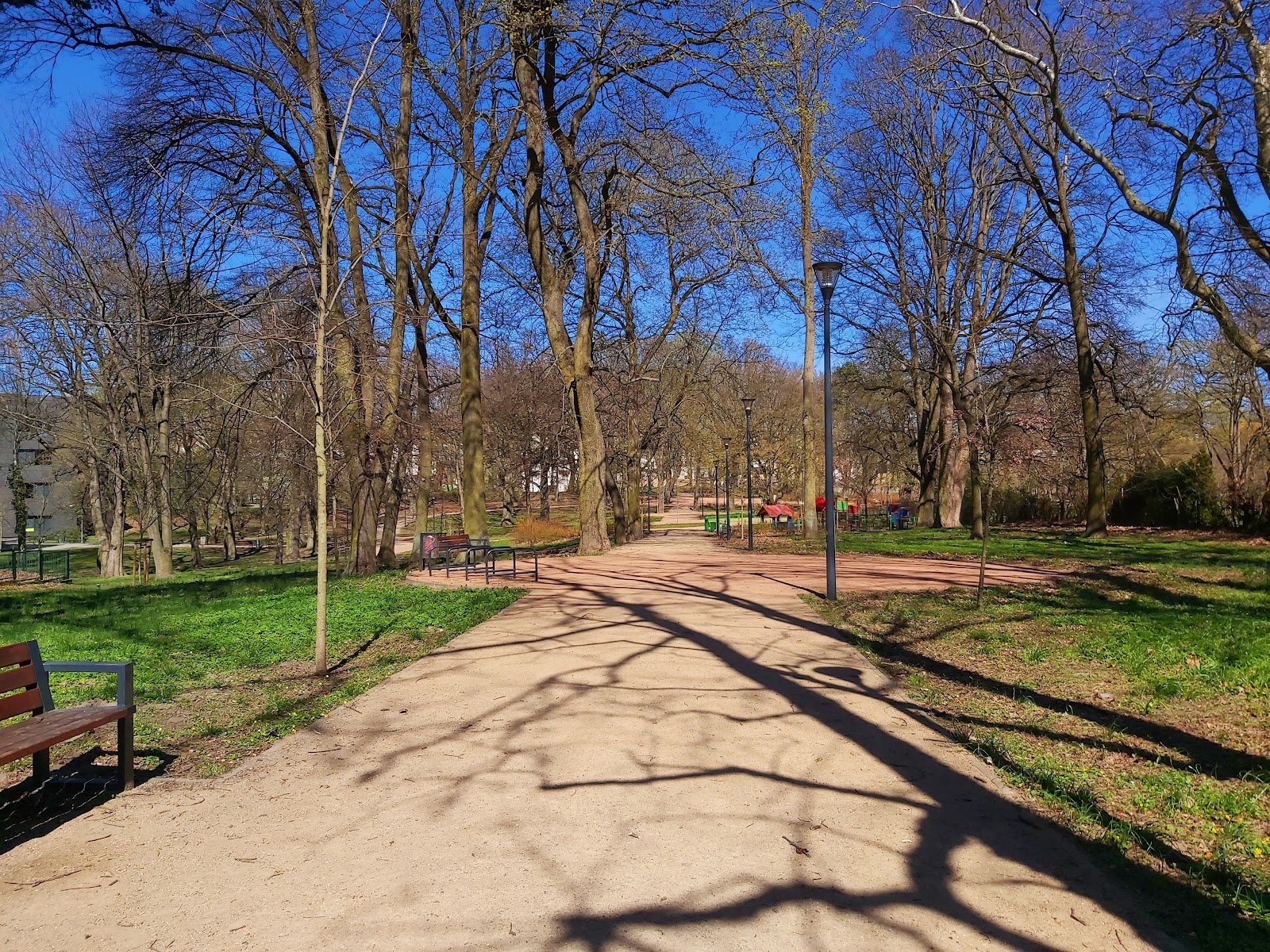 Siłownia pod chmurką