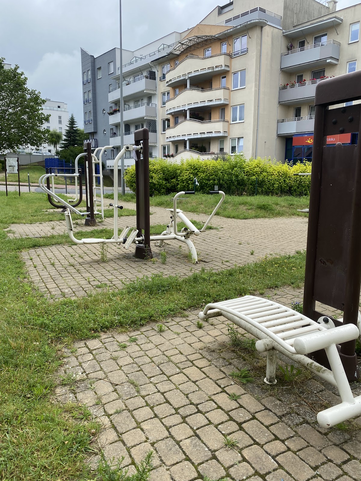 Siłownia zewnętrzna przy przedszkolu samorządowym 46