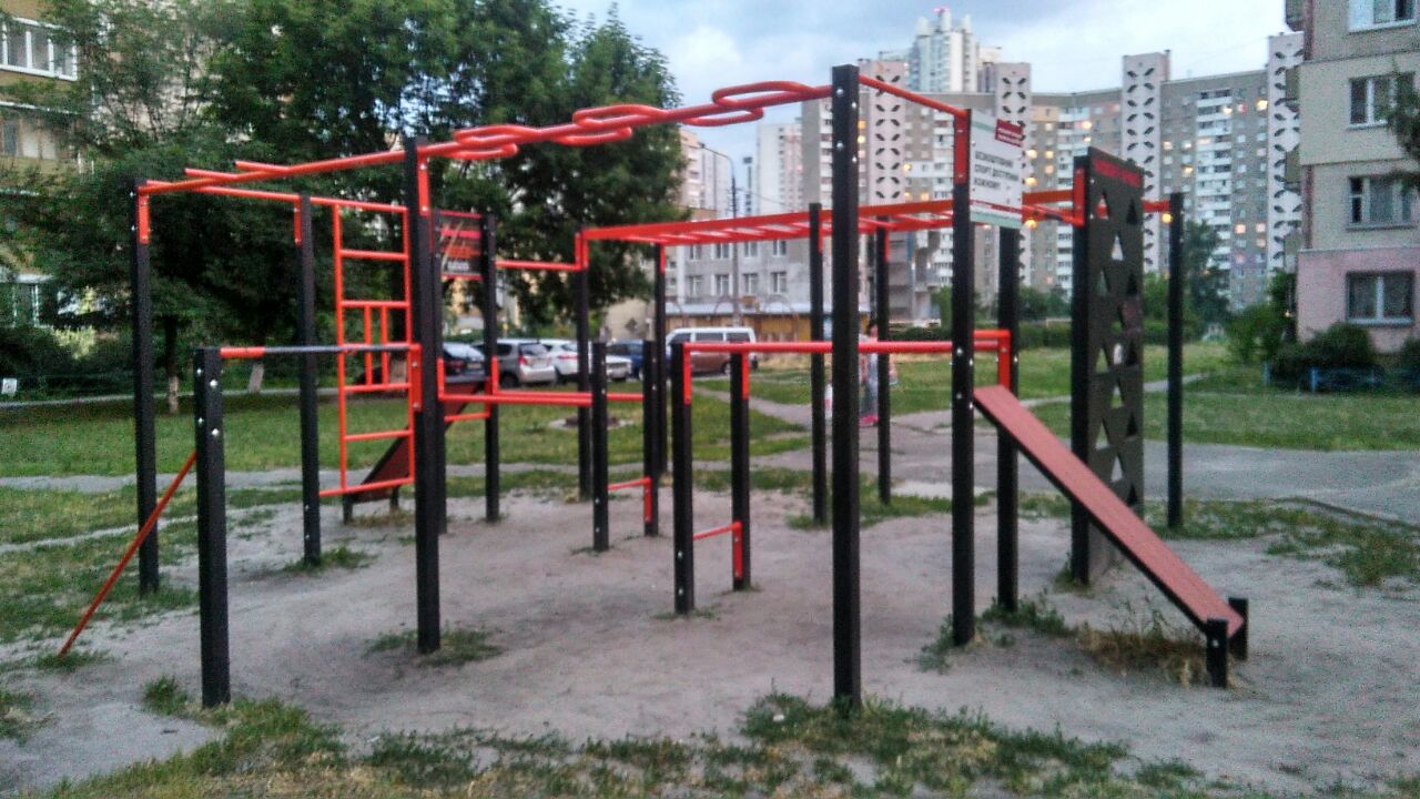 Спортивная площадка для Workout