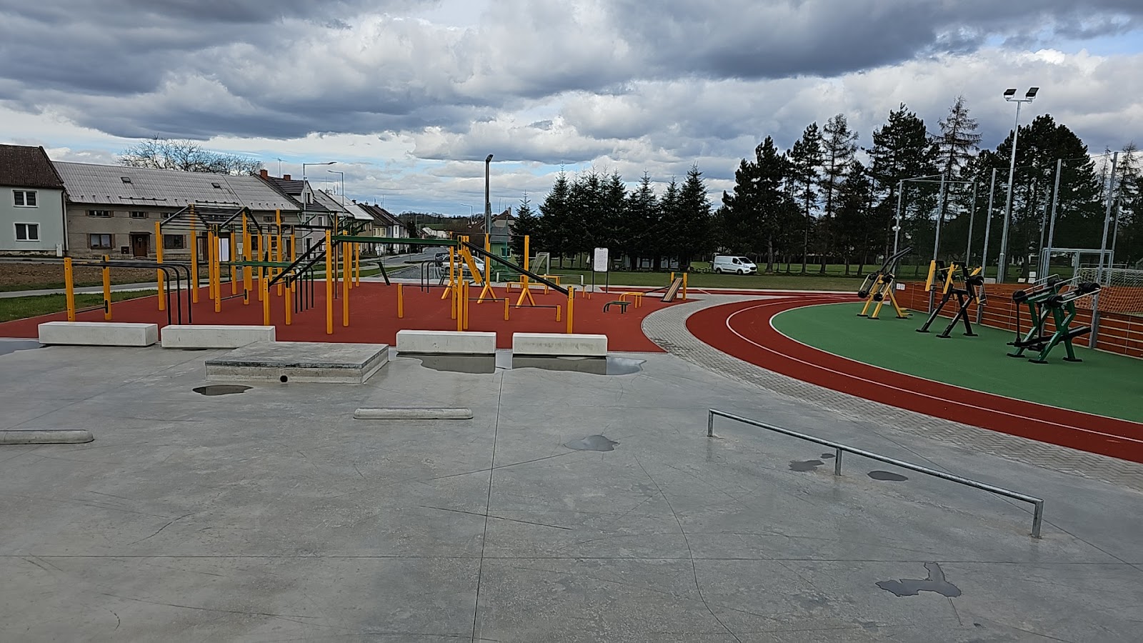 Workoutové hřiště