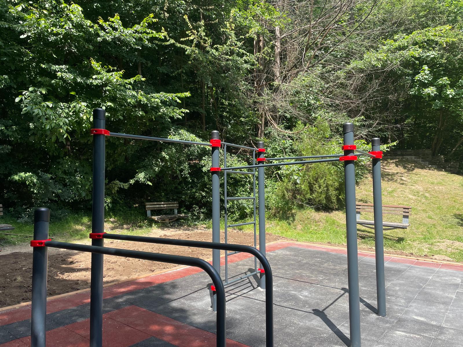 Zonă de calisthenice Parc Ștefănescu Câmpulung Muscel